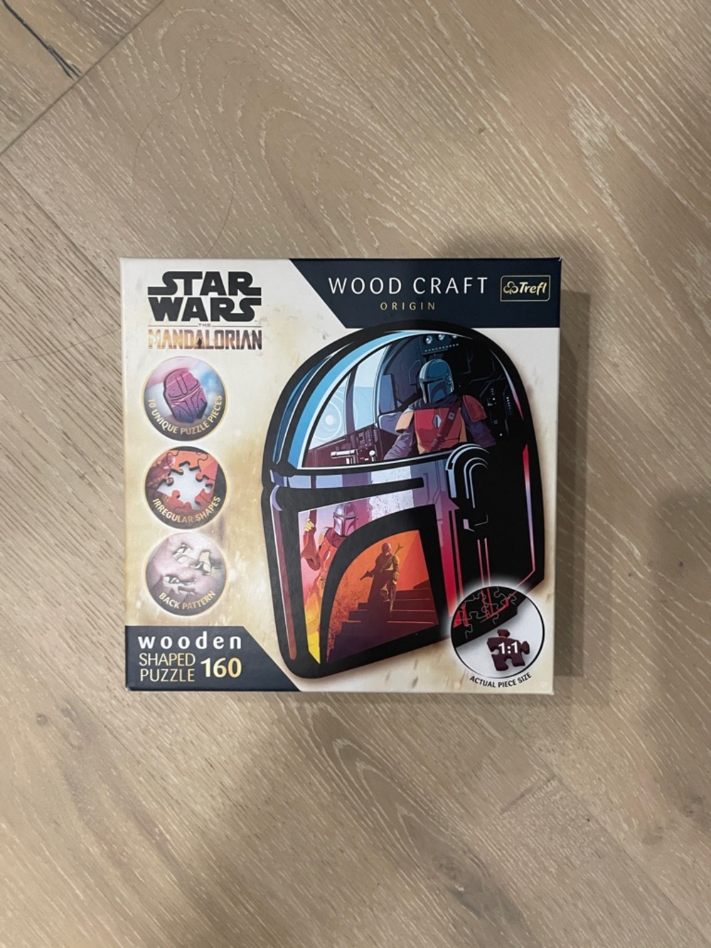 Star Wars The Mandalorian Wooden Shaped Puzzle - Red/Black/Blue